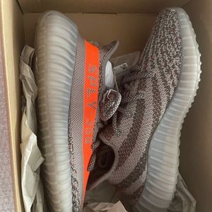 Yeezy boost 350 v2 beluga/stegry/solred